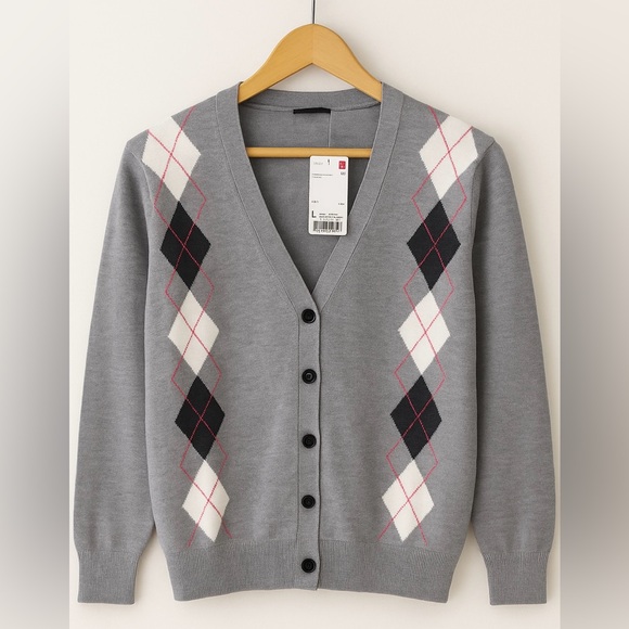 Uniqlo Cotton Argyle V-Neck Cardigan Gray Size L NWT Men's Sweater - Picture 1 of 8